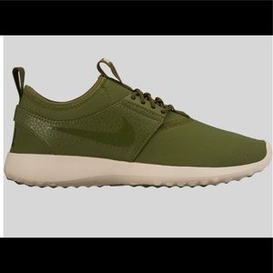 Women’s Nike Juvenate Women’s Running Shoe Sz7.5